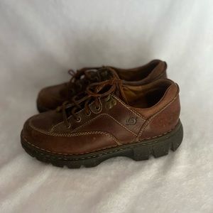 Børn women’s leather ankle hiking boot size 8